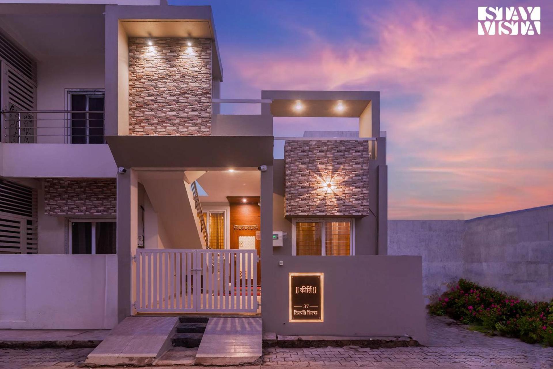 Stayvista'S Villa Orchid - 8 Min Away From Mahakaleshwar Ujjain Extérieur photo